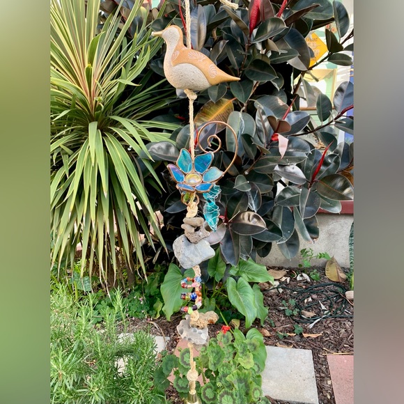 Magic Garden Bird w/ Stained Glass Water Lilly Sea Rocks Wind Chime Sun Catcher - Picture 8 of 13